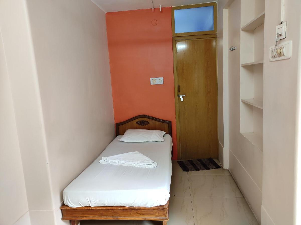 Sibi Lodge Coimbatore Ngoại thất bức ảnh