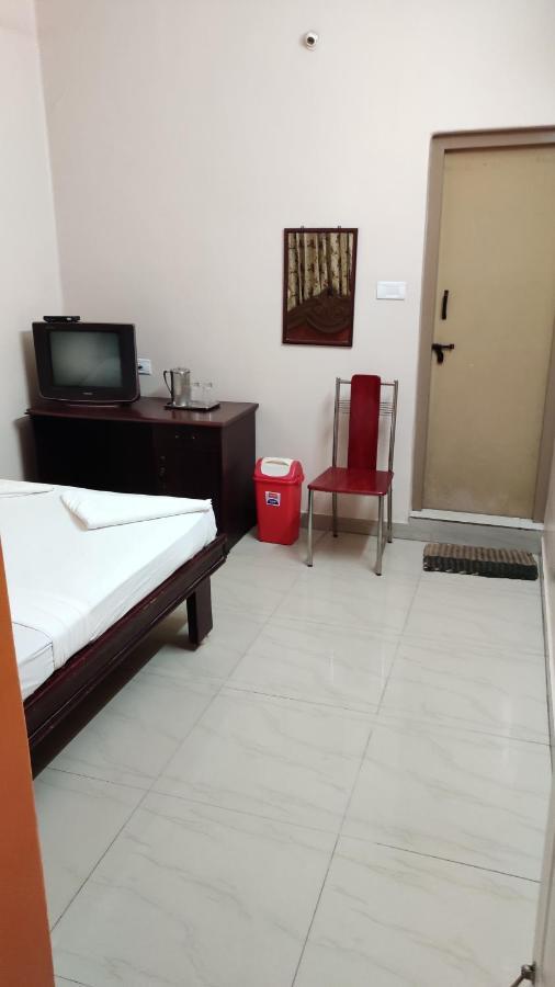 Sibi Lodge Coimbatore Ngoại thất bức ảnh