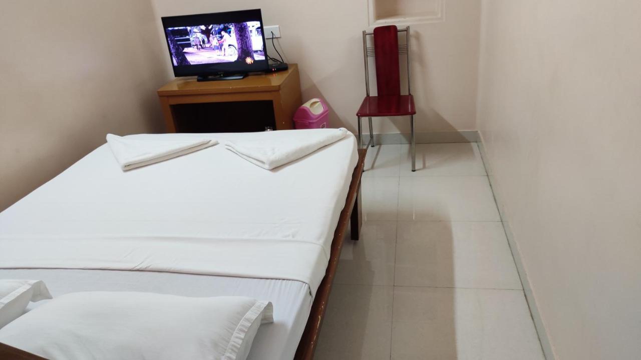 Sibi Lodge Coimbatore Ngoại thất bức ảnh