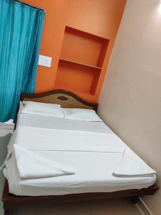 Sibi Lodge Coimbatore Ngoại thất bức ảnh
