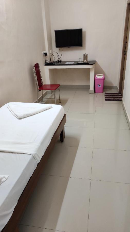 Sibi Lodge Coimbatore Ngoại thất bức ảnh