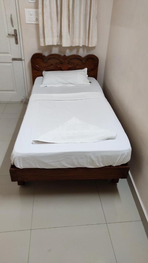 Sibi Lodge Coimbatore Ngoại thất bức ảnh