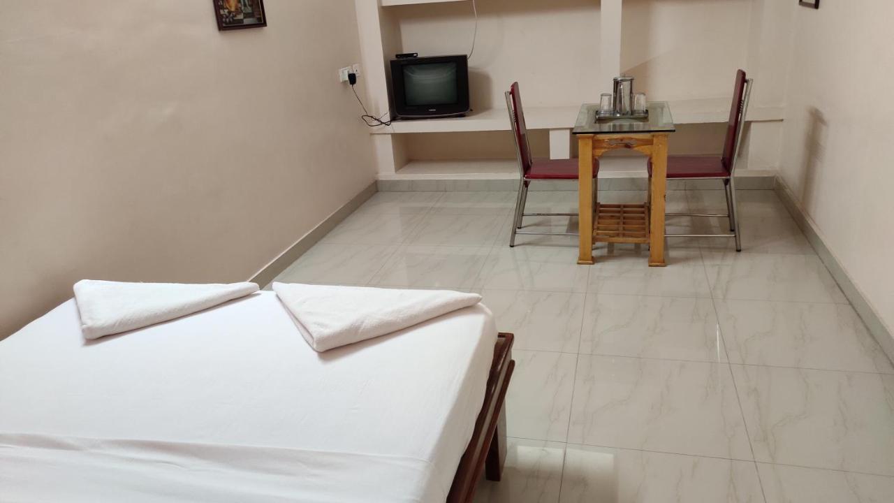 Sibi Lodge Coimbatore Ngoại thất bức ảnh